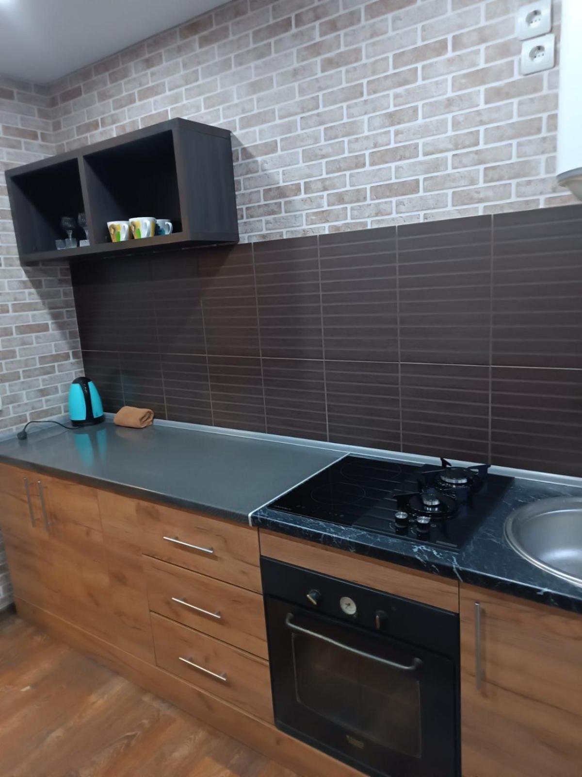 Две Уютные Квартиры В Центре Города Дзержинка - New Apartments Kryvyi Rih Dış mekan fotoğraf